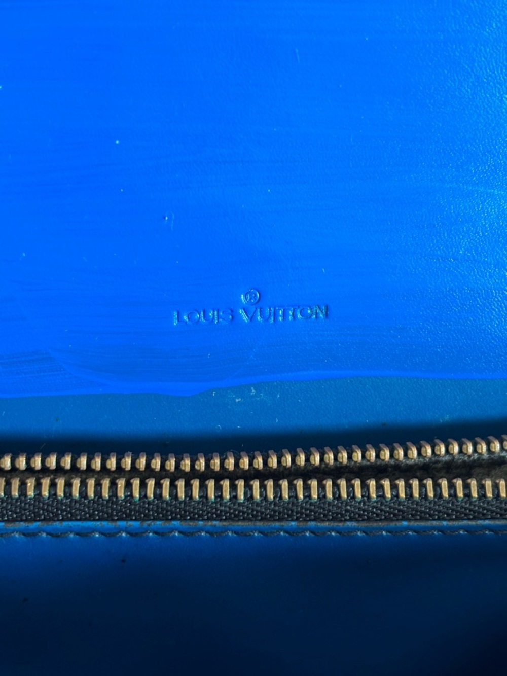 Authentic Louis Vuitton leather clutch - Picture 7 of 10